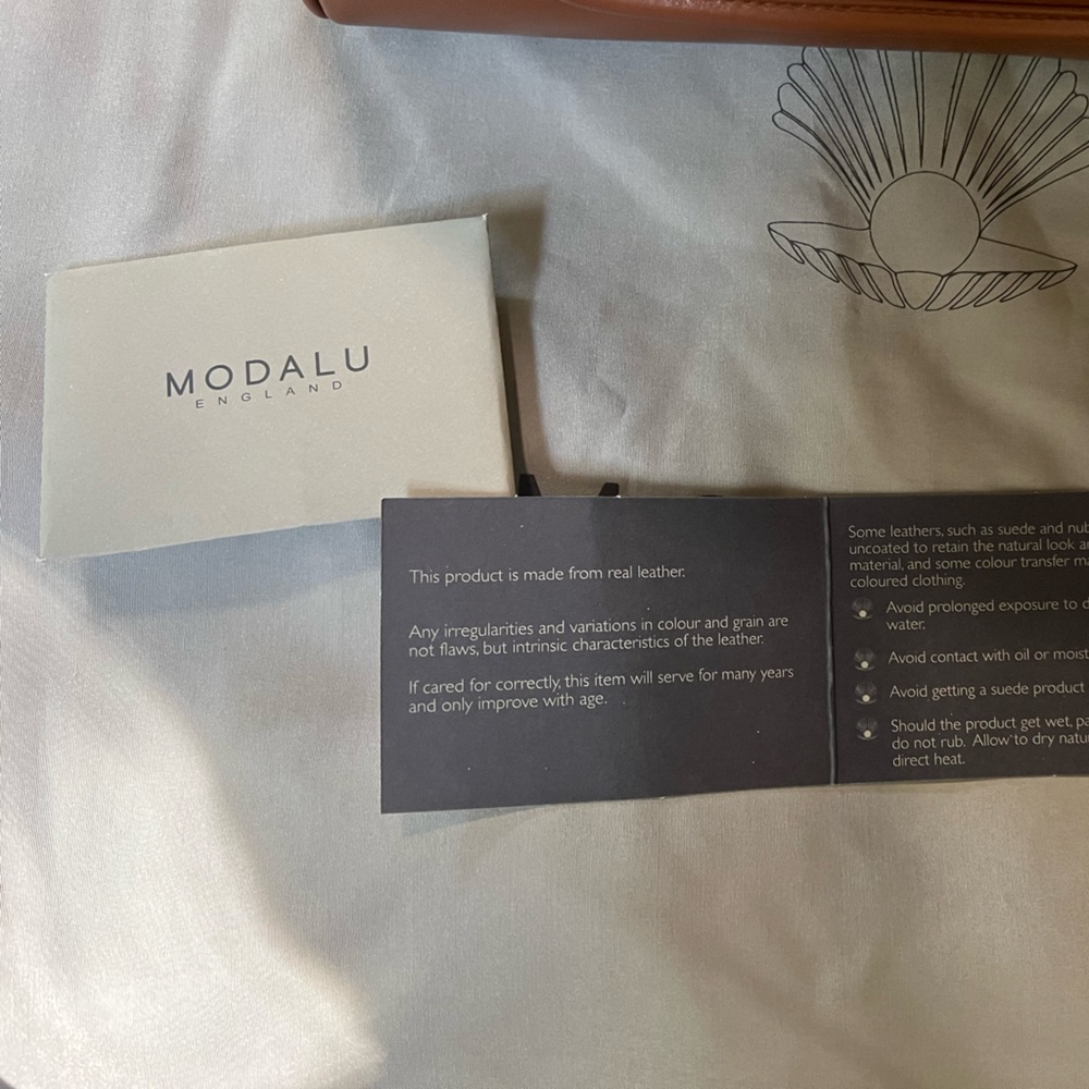Modalu England Shoulderbag - Picture 4 of 5